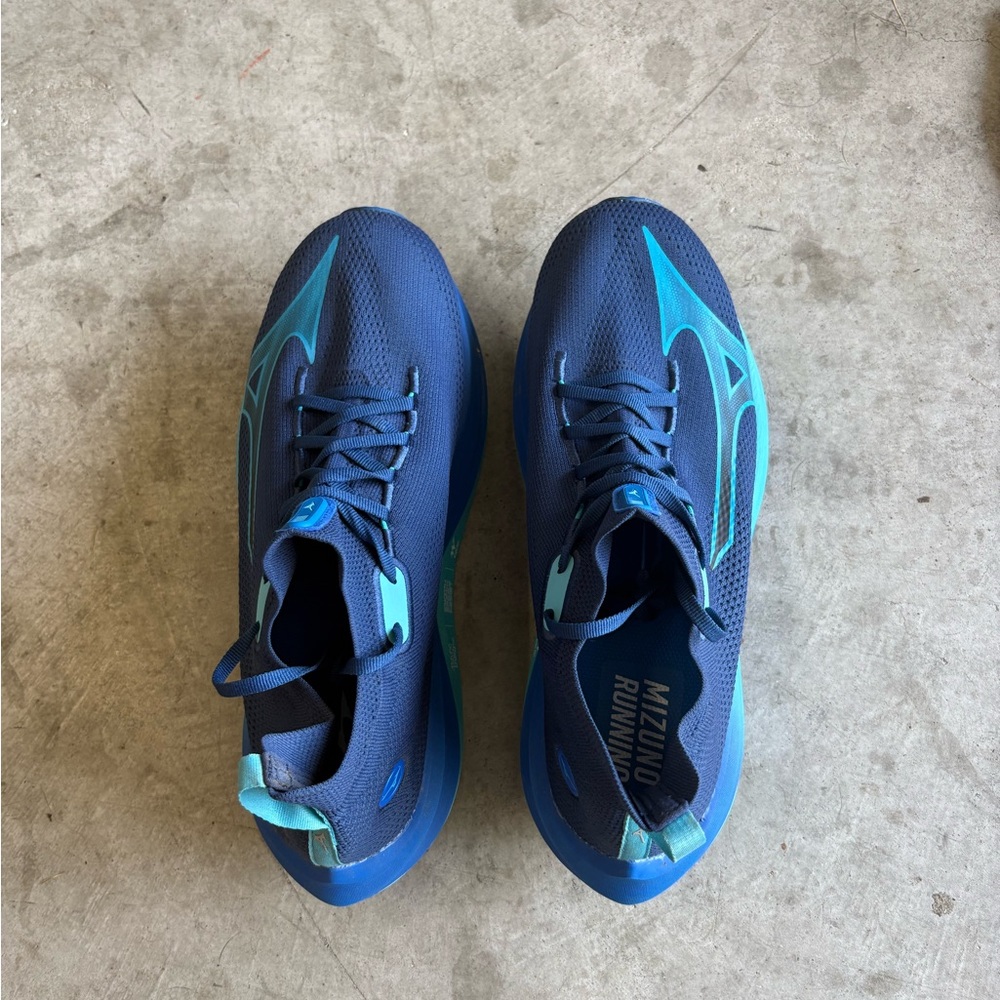 Mizuno Men's Blue Athletic Shoes
